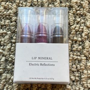 Urban Outfitters Lip Mineral Lipstick in Electric Reflections